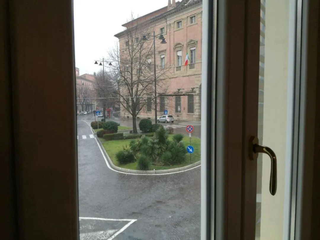 Piazza Maggiore Palace 800 - Bedinbolognacentroh- Rooms